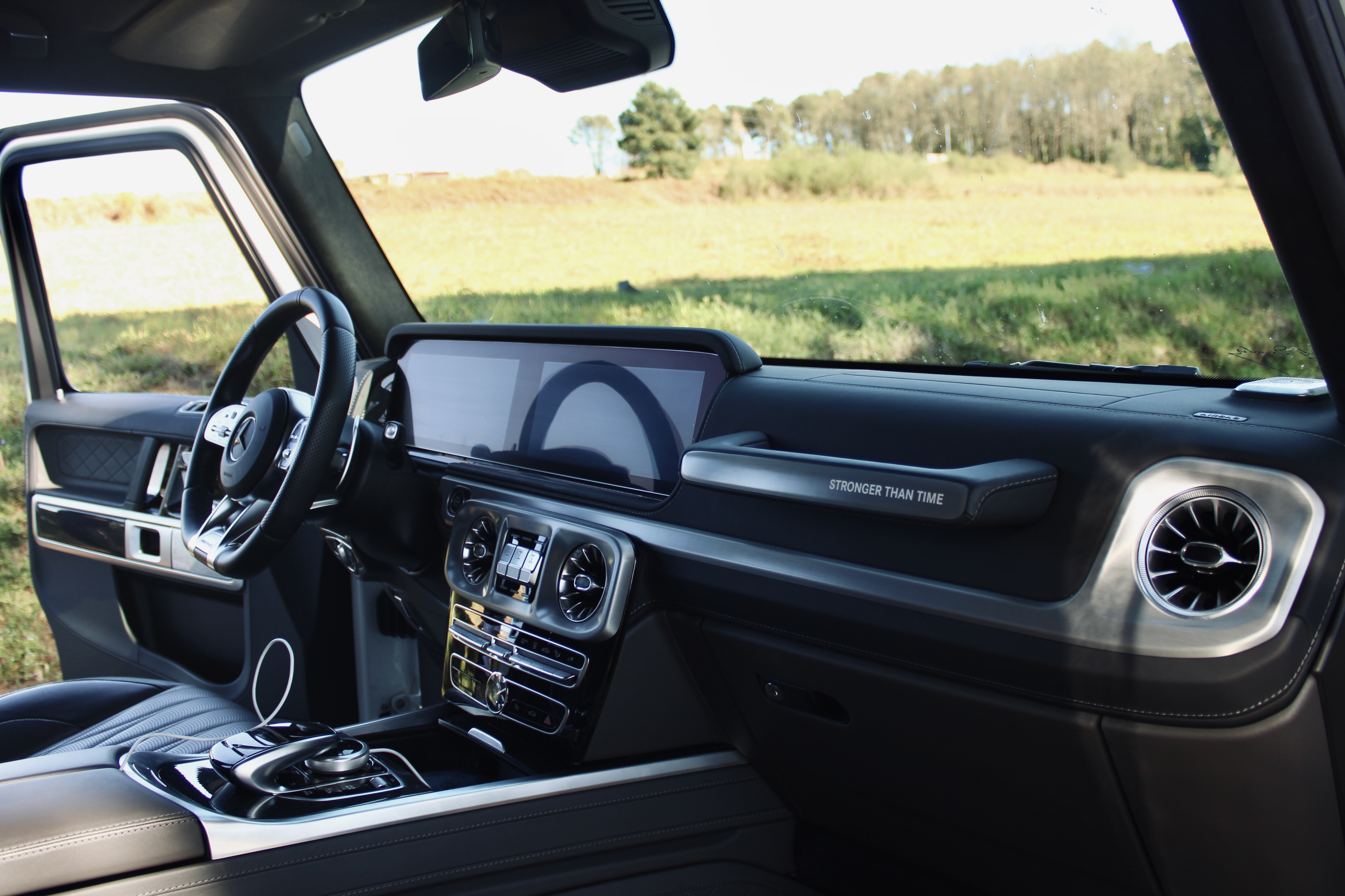 MERCEDES-BENZ G63 AMG (2024)